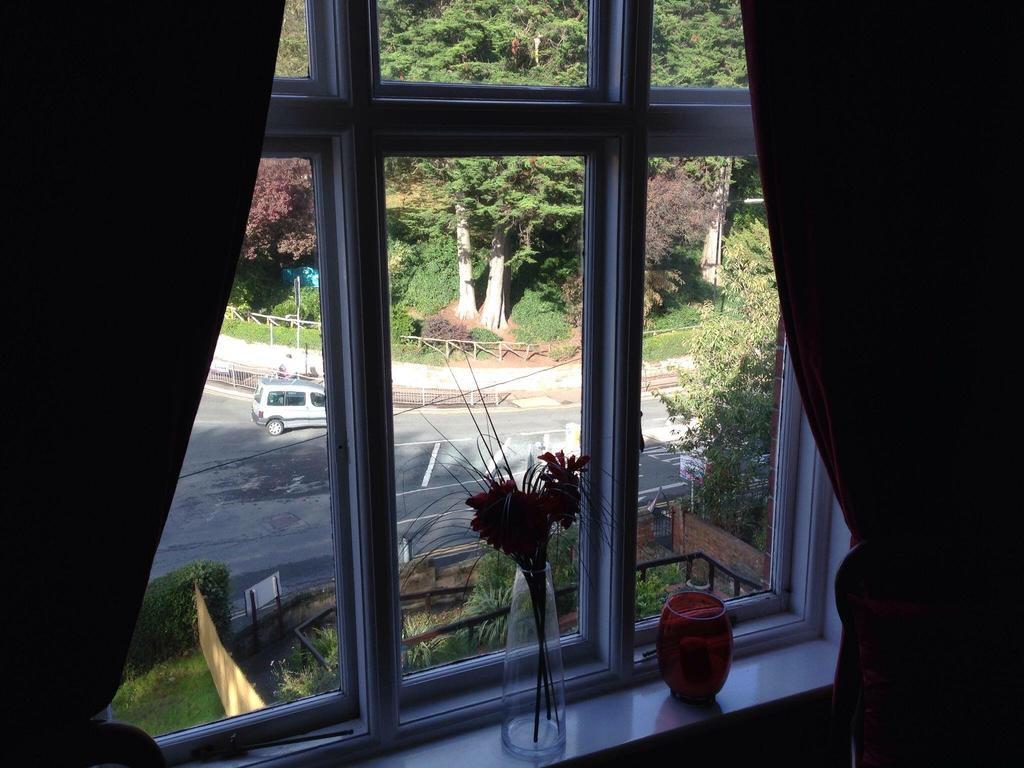 The Grove Bed & Breakfast Whitby Luaran gambar