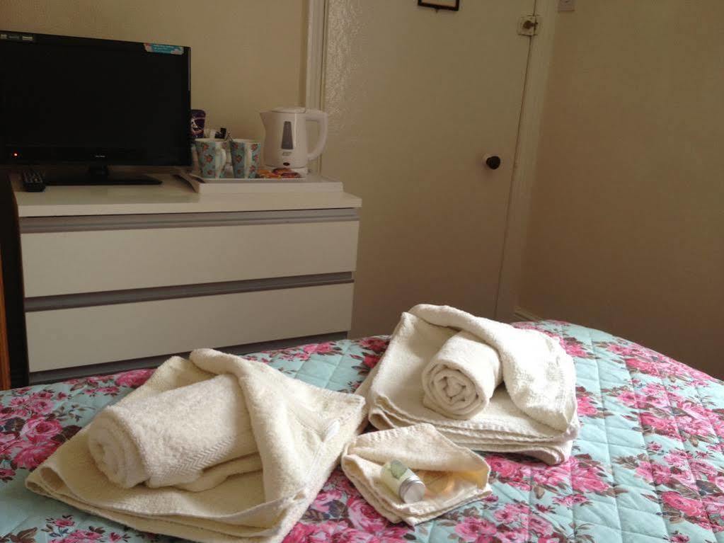 The Grove Bed & Breakfast Whitby Luaran gambar
